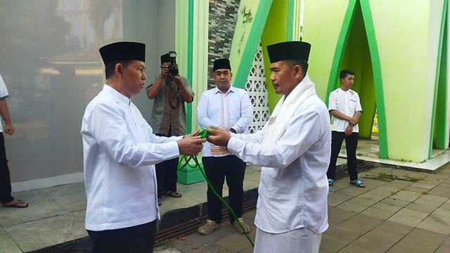 Ini Alasannya Pemkab Lampung Utara Gunakan Tali dalam Pembagian Daging Kurban