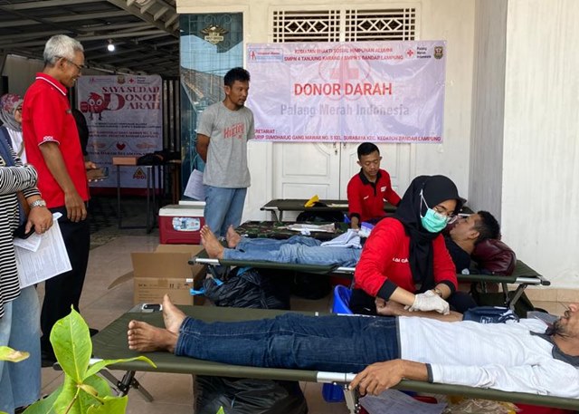 Menyambut Hari Lingkungan Hidup, Alumni SMPN 4 Tanjungkarang Gelar Donor Darah