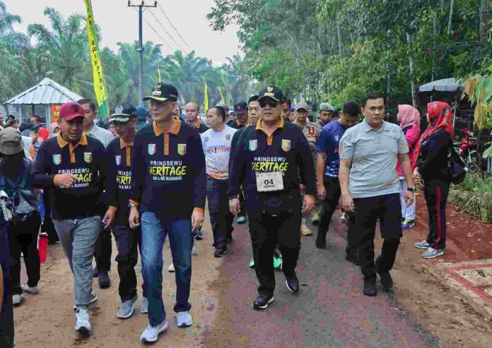 Gubernur Lampung Lepas Peserta Pringsewu Heritage Fun Run 10K
