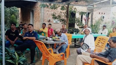 Para Penjual Bibit Buah dan Tanaman Hias di Kecamatan Pekalongan Perlu Bapak Angkat