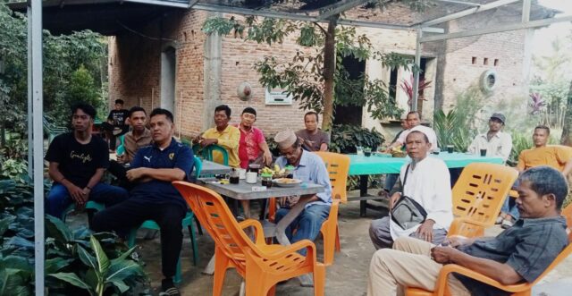 Para Penjual Bibit Buah dan Tanaman Hias di Kecamatan Pekalongan Perlu Bapak Angkat