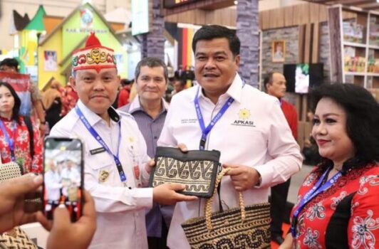 Bupati Lampung Tengah Hadiri Rakernas Apkasi 2023