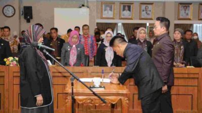 Wagub Lampung Melantik dan Mengambil Sumpah Jabatan Enam Pejabat Pimpinan Tinggi Pratama