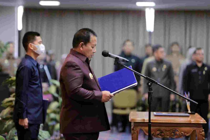 Gubernur Lampung Lantik dan Mengambil Sumpah Jabatan 405 Pejabat Fungsional