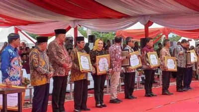 Gubernur Lampung Terima Penghargaan dari Menteri Pertanian