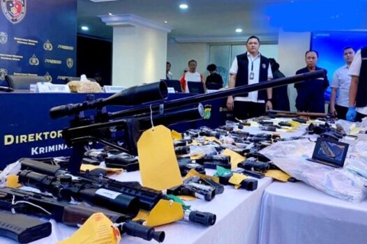 Tangkap 10 Tersangka,  Polda Metro Jaya Sita 70 Senjata Api Ilegal dan Telusuri Peredaran di Luar Jawa