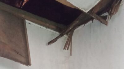 Berpotensi Ambrol, Ruang Kantor SDN 2 Kalicinta Lampung Utara Butuh Perbaikan