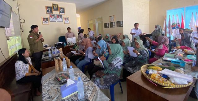 Dosen dan Mahasiswa Program Studi Teknologi Pangan Itera Kembangkan Kulit Kakao Jadi Kue dan Kerupuk 