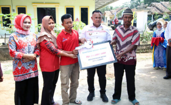 Bupati Lampung Selatan Resmikan 8 Rumah Program BSPS di Kecamatan Way Sulan