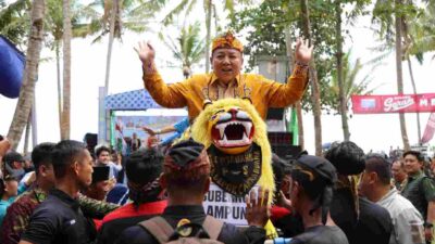 Gubernur Arinal Buka Lampung Sundanese Arts Festival VII 2023 di Pantai Way Batang Pesibar