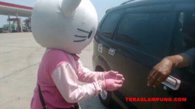 Jadi Badut, Cara Mudah untuk Dapatkan Rezeki