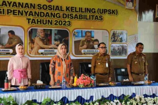 Ketua Umum PKDL Serahkan Bantuan 25 Kursi Roda untuk Penyandang Disabilitas di Way Kanan