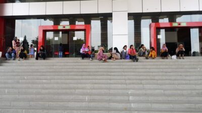 Gedung Satu Atap Pemkot Bandarlampung Perlu Railing Tangga