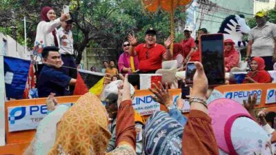 Gubernur Lampung Sapa Warga dalam Pawai Kendaraan Hias