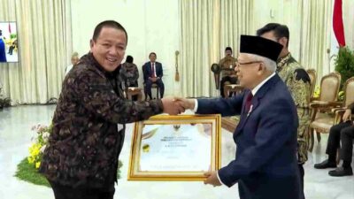 Gubernur Lampung Terima Penghargaan Adhikarya Nararya