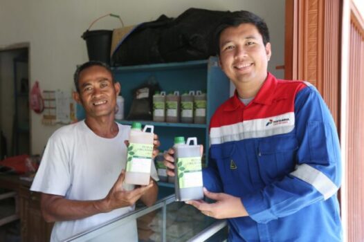 Bantu Kemajuan Pertanian Karet Desa Pagardewa, PGN Gandeng Masyarakat Kembangkan Pupuk Organik “Dewa Pupuk”