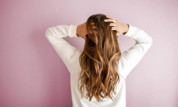 Yuk Simak Tips Perawatan Rambut Rontok yang Tepat!