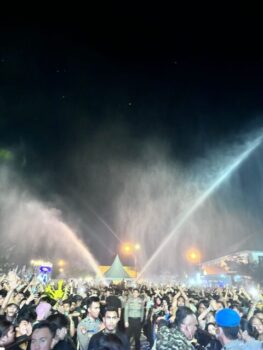 Konser Tipe-X Sukses, Ribuan Penonton Ber-Ska Ria