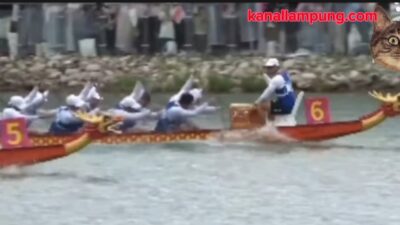 Kalahkan China, Timnas Dragon Boat Indonesia Raih Emas Asian Games 2022