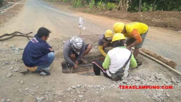 Gorong-Gorong Ambles, PGK Lampura Curigai Adanya Pengurangan Volume