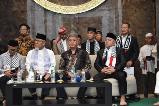 Masjid Darussalam Kota Wisata Peduli Salurkan Rp500 Juta untuk Palestina