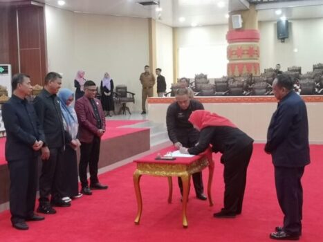 Walikota Bandarlampung Minta TAPD Segera Serahkan APBD 2024 yang Sudah Disetujui Dewan ke Gubernur Lampung