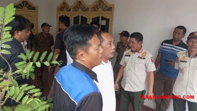 Tuntut Pembayaran Uang Proyek, Puluhan Kontraktor Datangi Rumah Pribadi Bupati Lampung Utara