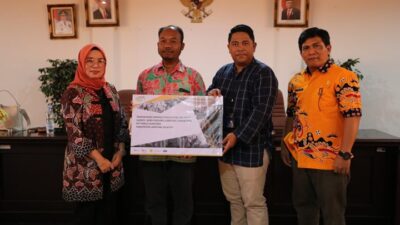 PT Jasindo Lampung Serahkan Polis Asuransi 500 Ternak Sapi-Kerbau kepada KPT Maju Sejahtera