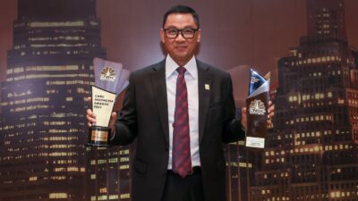 Dirut PLN Darmawan Prasodjo Kembali Dinobatkan Jadi CEO Of The Year