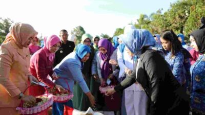 DW Provinsi Lampung Ziarah dan Tabur Bunga Peringatan Hari Ibu 2023