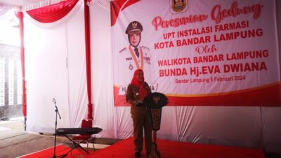 Walikota Eva Dwiana Resmikan Gedung UPT Instalasi Farmasi