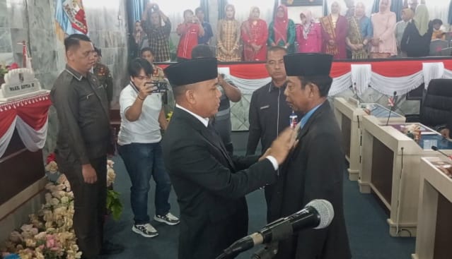 Pelantikan Ahmad Mujib Dihadiri Sembilan Anggota DPRD Lampung Utara