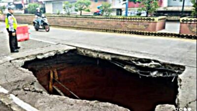 Jalan Lintas Tengah Sumatera Memprihatinkan, Gubernur Lampung Disebut Hanya ‘Omon-omon’