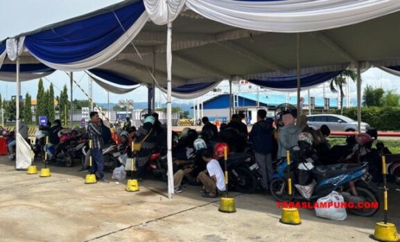 Arus Balik, ASDP Siapkan Tiga Kapal untuk Layani Pengendara R2 dan R4 dari Panjang ke Ciwandan