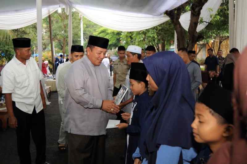 Gubernur Arinal Berbuka Bersama, Ajak Masyarakat Jaga Kerukunan