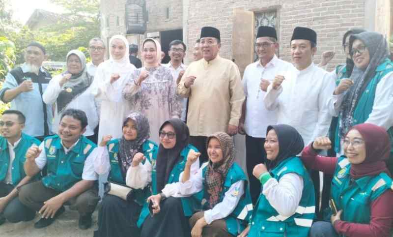 Gubernur Arinal Pantau Pasar Murah di Gadingrejo Pringsewu