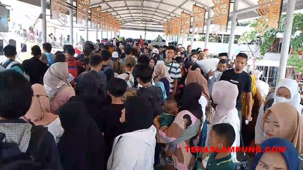 Arus Balik, 656.622 Orang dan 154.008 Kendaraan Kembali ke Pulau Jawa