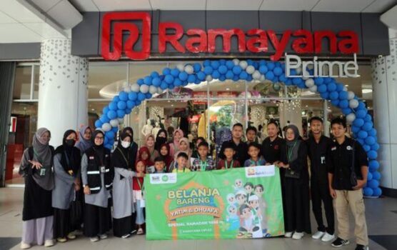 PT Bukit Asam Tbk Unit Pelabuhan Tarahan Gandeng IZI Lampung Ajak Anak Yatim dan Dhuafa Belanja Bareng di Akhir Ramadhan
