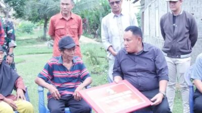 Dua Warga Jati Agung Dapat Bantuan Bedah Rumah dari Pemkab Lampung Selatan 