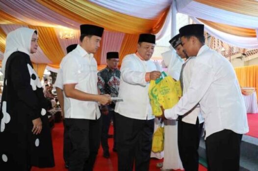 Gubernur Arinal Resmikan Produk Air Minum RSUDAM AM-Qua, Juga Bukber Anak Yatim Piatu dan Dhuafa