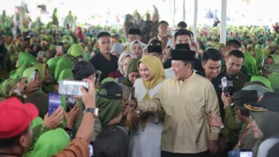 Gubernur Arinal Bersama Ribuan Warga Lampung Utara Ikuti Pengajian Akbar di Stadion Sukung Kotabumi