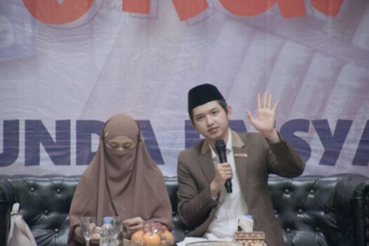 Rayakan HUT Kota Metro Ke 87, Pemkot Metro Undang Ustadz Dennis Lim