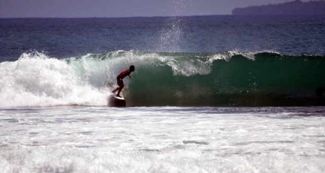 Menpora Dito Buka Kejuaran Internasional WSL Krui Pro 2024 Pesisir Barat