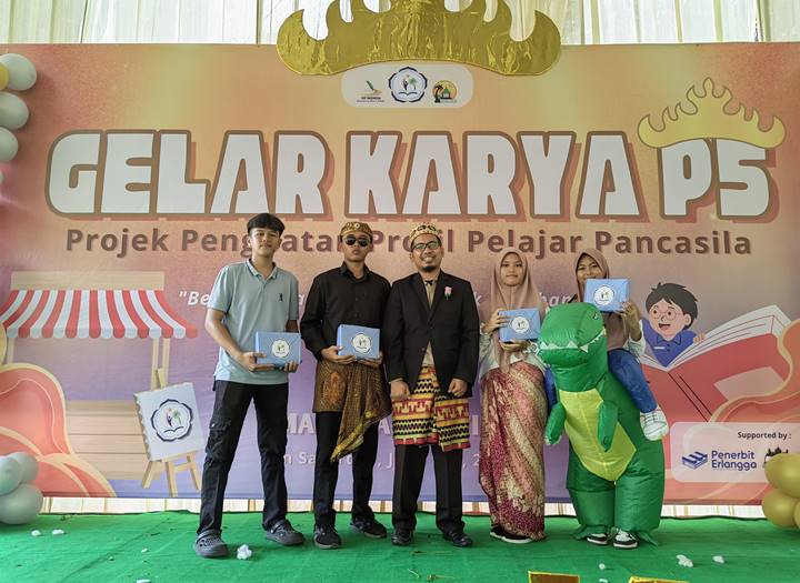 SMA IT Daarul ‘Ilmi Bandarlampung Sukses Gelar Karya 2024