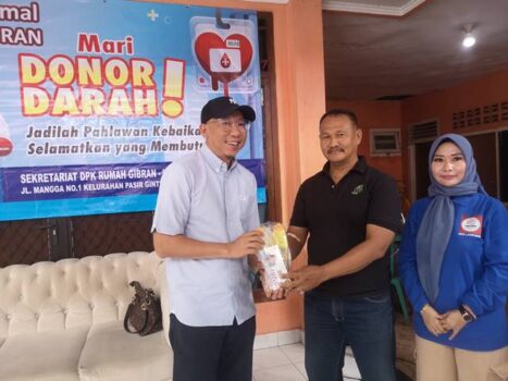 Rahmat Mirzani Buka Kegiatan Donor Darah Rumah Gibran Lampung