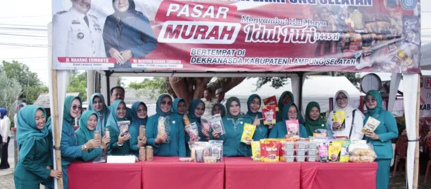 Ketua TP PKK Tinjau Pasar Murah di Dekranasda Lampung Selatan