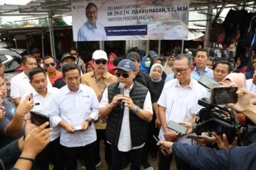 Plh. Gubernur Lampung Dampingi Mendag RI Pantau Harga dan Pasokan Bahan Kebutuhan Pokok