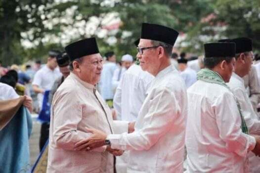 Plh. Gubernur Fahrizal dan Jajaran Laksanakan Shalat Idul Adha 1445 H