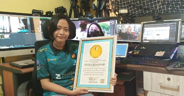 Fitria, Siswi di Lampung Raih Penghargaan Rekor Developer Game Edukasi Termuda dan Terbanyak dari LEPRID