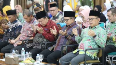 Pj. Gubernur Samsudin Sambut Kedatangan Jamaah Haji Kloter Pertama di Asrama Haji Rajabasa